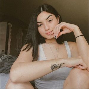 Meet your Posher, Pedrina